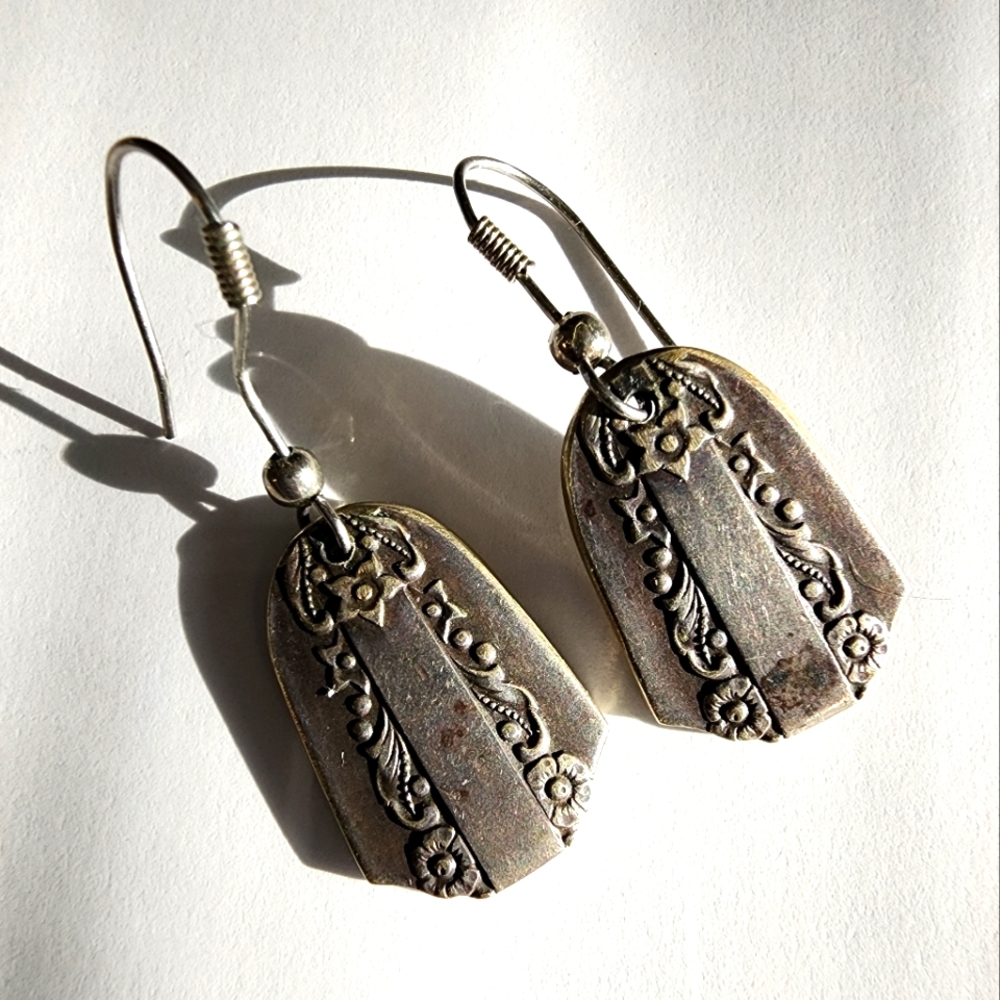 Vintage Flatwear Silverwear Earrings 1939 Shepherd hook